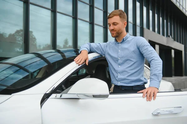 Handsome Young Businessman Standing His Car Outdoors — Stockfoto
