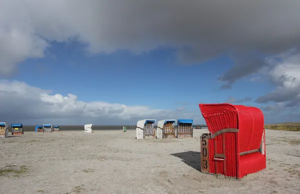 Rode strandstoel — Stockfoto