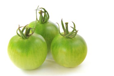 Yeşil domates
