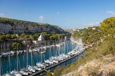 bağlantı noktası miou cassis içinde Calanque