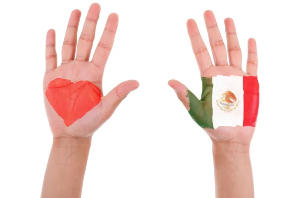 Manos con un corazón pintado y bandera mexicana, me encanta conce mexicano — Foto de Stock