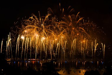 Şehir, annecy Fransa lake annecy için üzerinde havai fişek