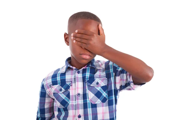 African American boy hiding eyes - Black people — Stock Photo, Image