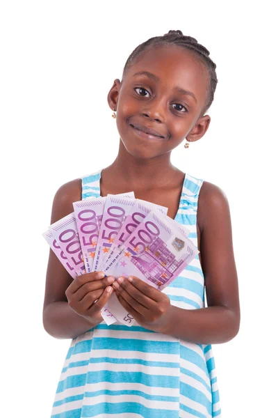 Lilla afrikanska flickan håller 500 hundra euro räkningar - svart mä — Stockfoto
