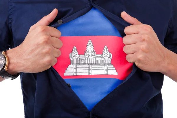 Joven fanático del deporte abriendo su camisa y mostrando la bandera de su cuenta — Foto de Stock