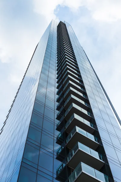 Detalhe da arquitetura - Edifício de vidro do centro da Filadélfia - Pen — Fotografia de Stock