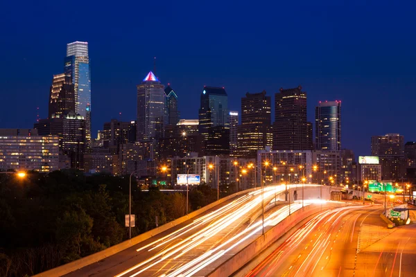 Philadelphia Panorama v noci - pennsylvania - usa — Stock fotografie