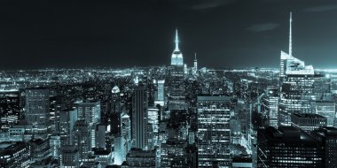 Manhattan skyline - New York - ABD hava gece görünümü