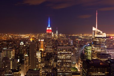 Manhattan skyline - New York - ABD hava gece görünümü