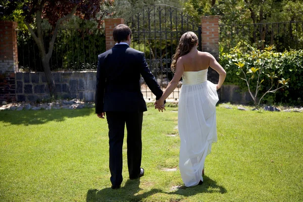 Frisch verheiratet — Stockfoto