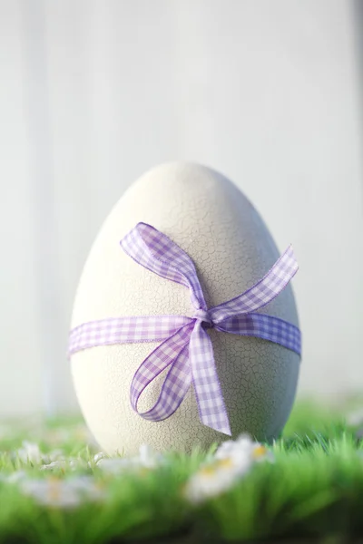Easter Eggs In Grass — Stock Photo, Image