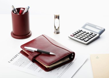 kalem ile özel tertipçi