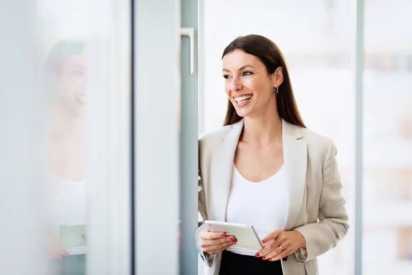 Portrait Happy Businesswoman Wearing Blazer Using Digital Tablet While Standing — 图库照片