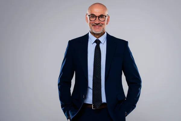 Portrait Smiling Caucasian Mature Businessman Confident Male Professional Wearing Suit — Stok Foto