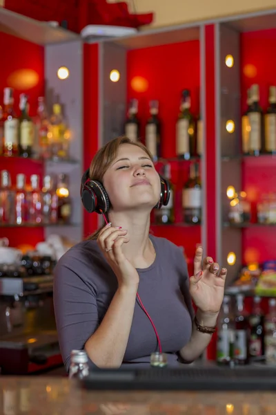 Girl with headphones — Stock Photo, Image