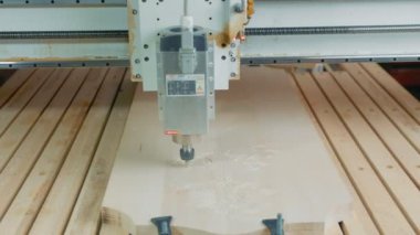 CNC ahşap işçiliği makinesi