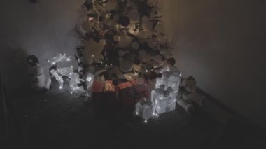 Madalyalı Noel ağacı