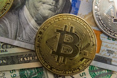 Bitcoin paraları dolarların üzerine yalan söyler