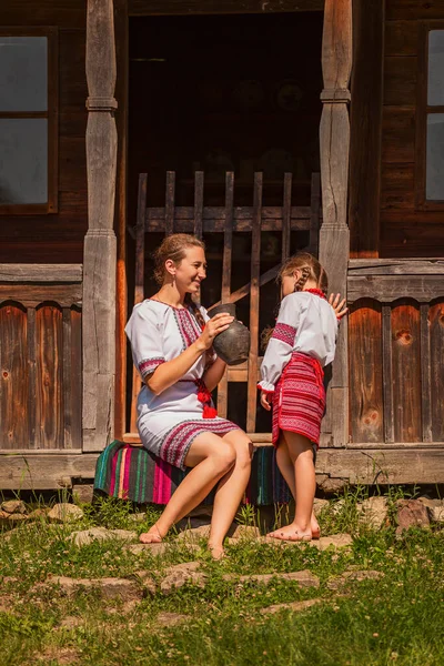 Mother Daughter Jug Which Drink Milk — Stock Photo, Image