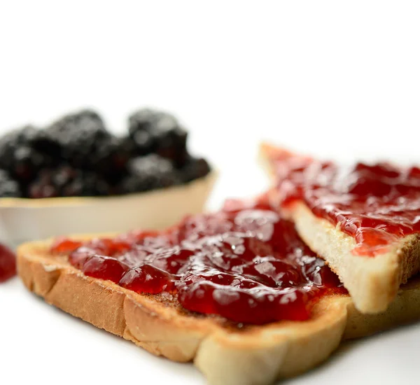 Mermelada de fresa en tostadas —  Fotos de Stock