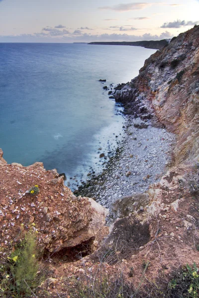 Přírodní pobřeží algarve — Stock fotografie