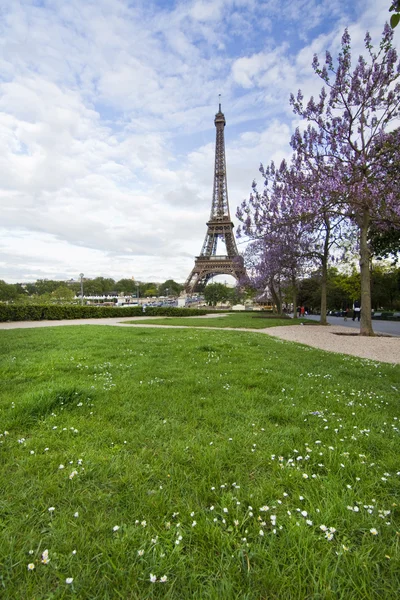 Icónica Torre Eiffel — Foto de Stock