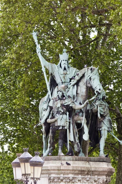 Statua Karola Wielkiego, Paryż, Francja — Zdjęcie stockowe