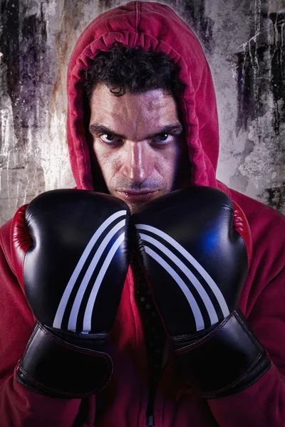 Luchador con guantes de boxeo — Foto de Stock