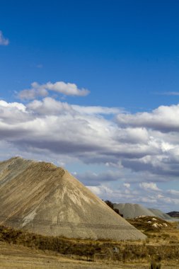 çimento ve kum çıkarma