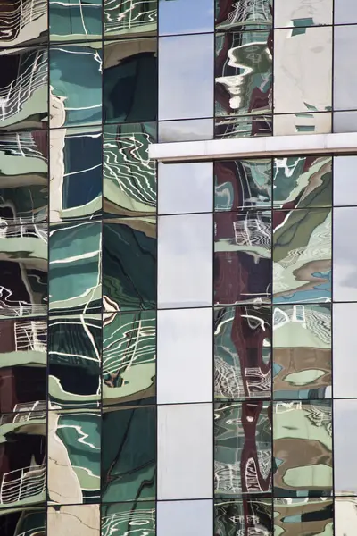 Detalle de cristal del edificio moderno — Foto de Stock