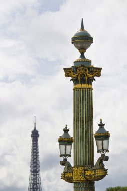 place de la Concorde'ye sütununda