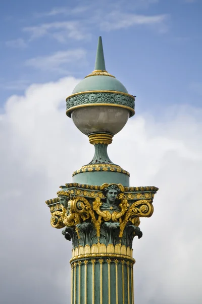 Columna en la Plaza de la Concordia —  Fotos de Stock