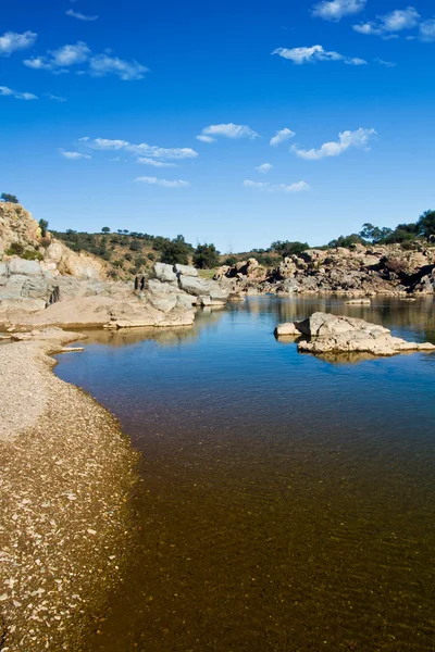 Hermoso paisaje fluvial — Foto de Stock