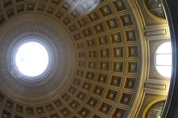 Dentro da Basílica de São Pedro — Fotografia de Stock