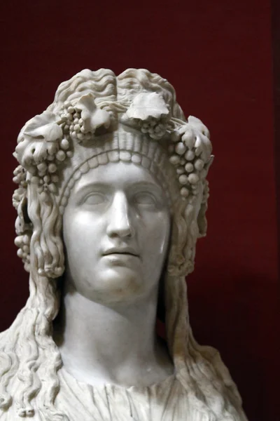Oude Romeinse standbeeld — Stockfoto