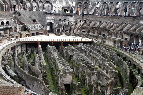 Binnen het colosseum — Stockfoto