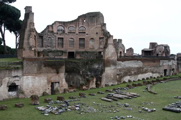Palatino ερείπια στη Ρώμη, Ιταλία — Φωτογραφία Αρχείου