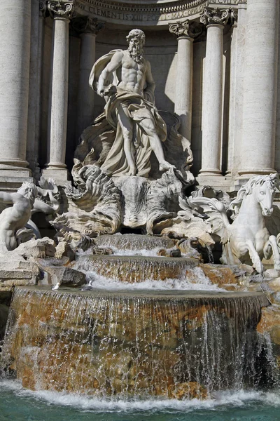 Statues on Fontana di Trevi, Rome, Italy — Stock Photo, Image