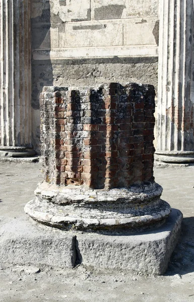 Pompeii archeological ruins — Stock Photo, Image