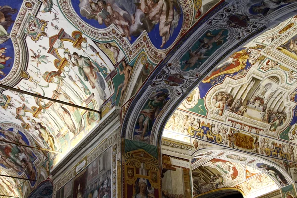 Plafond details van de Vaticaanse musea — Stockfoto