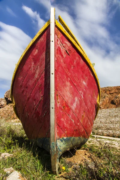 Bateau de pêche traditionnel — Photo