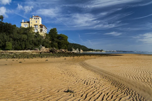 Beautiful coastal Setubal — Stock Photo, Image