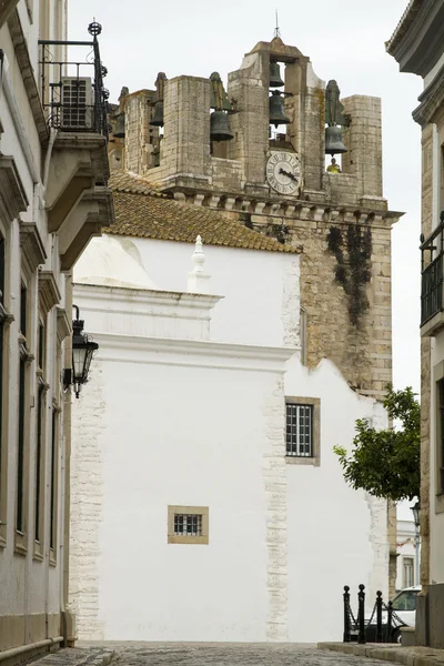 Historische straten van de stad faro — Stockfoto