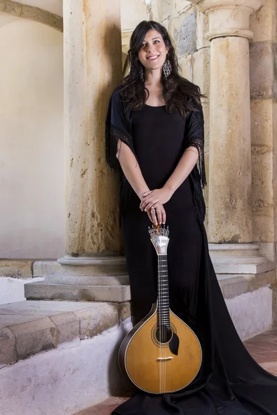 Hermosa cantante e intérprete mujer —  Fotos de Stock