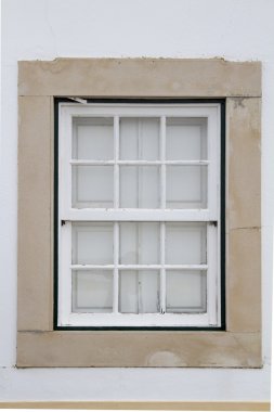 전형적인 유럽 창