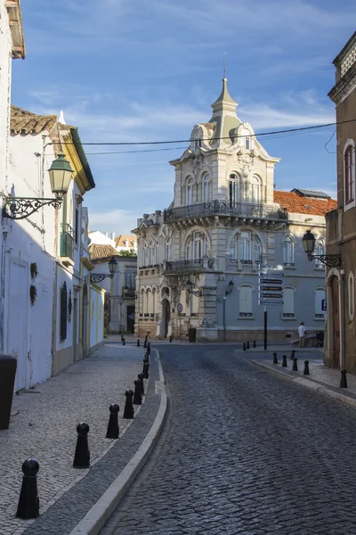 Historical building in the city Faro — Stock Photo, Image