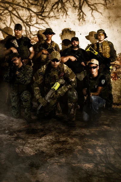 Large Airsoft group team posing in action — Stock Photo, Image