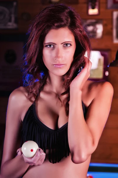 Beautiful cowgirl on a snooker club. — Stock Photo, Image