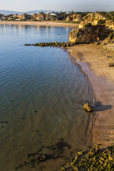 Pláže v blízkosti ferragudo, Portugalsko — Stock fotografie