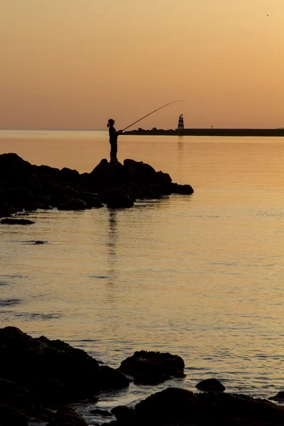 Strandok közelében ferragudo, Portugália. — Stock Fotó